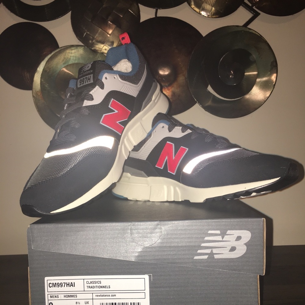 ***SOLD*** New Balance 997